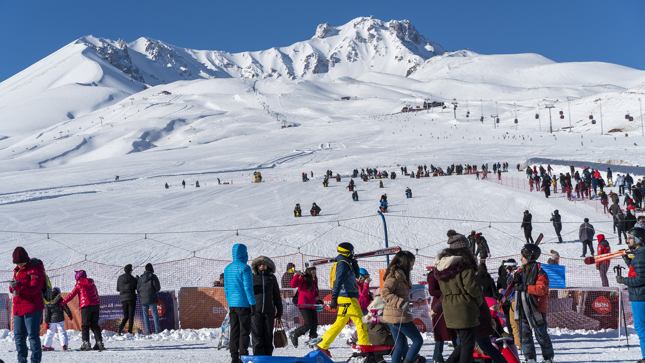 The excitement of skiing on Mount Erciyes: A New Experience